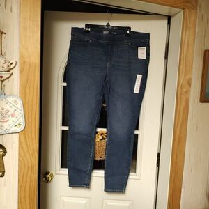 New Signature Gold Levi Strauss Pull On Skinny Jeans Size Women's 20M